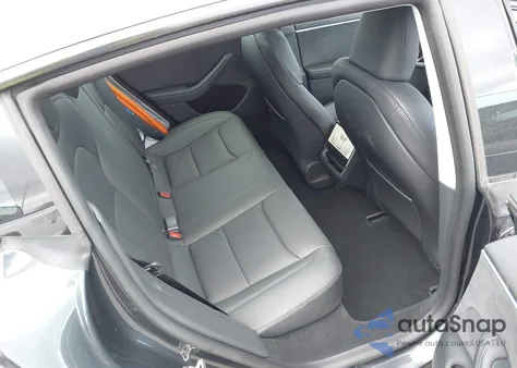 2024 Tesla Model 3 Long Range Dual Motor All-Wheel Drive z USA, uszkodzony, nr VIN 5YJ3E1EB8RF812854